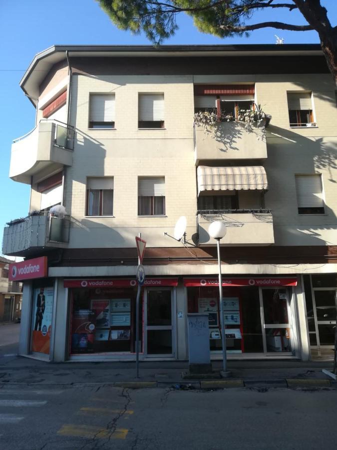 Manu Vintage B&B Cattolica Eksteriør bilde