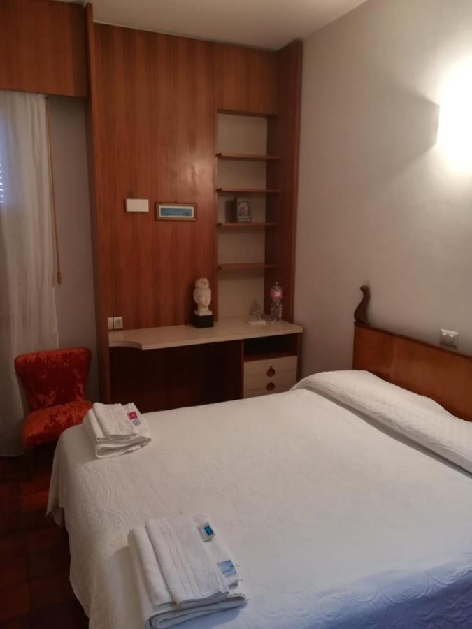 Manu Vintage B&B Cattolica Eksteriør bilde